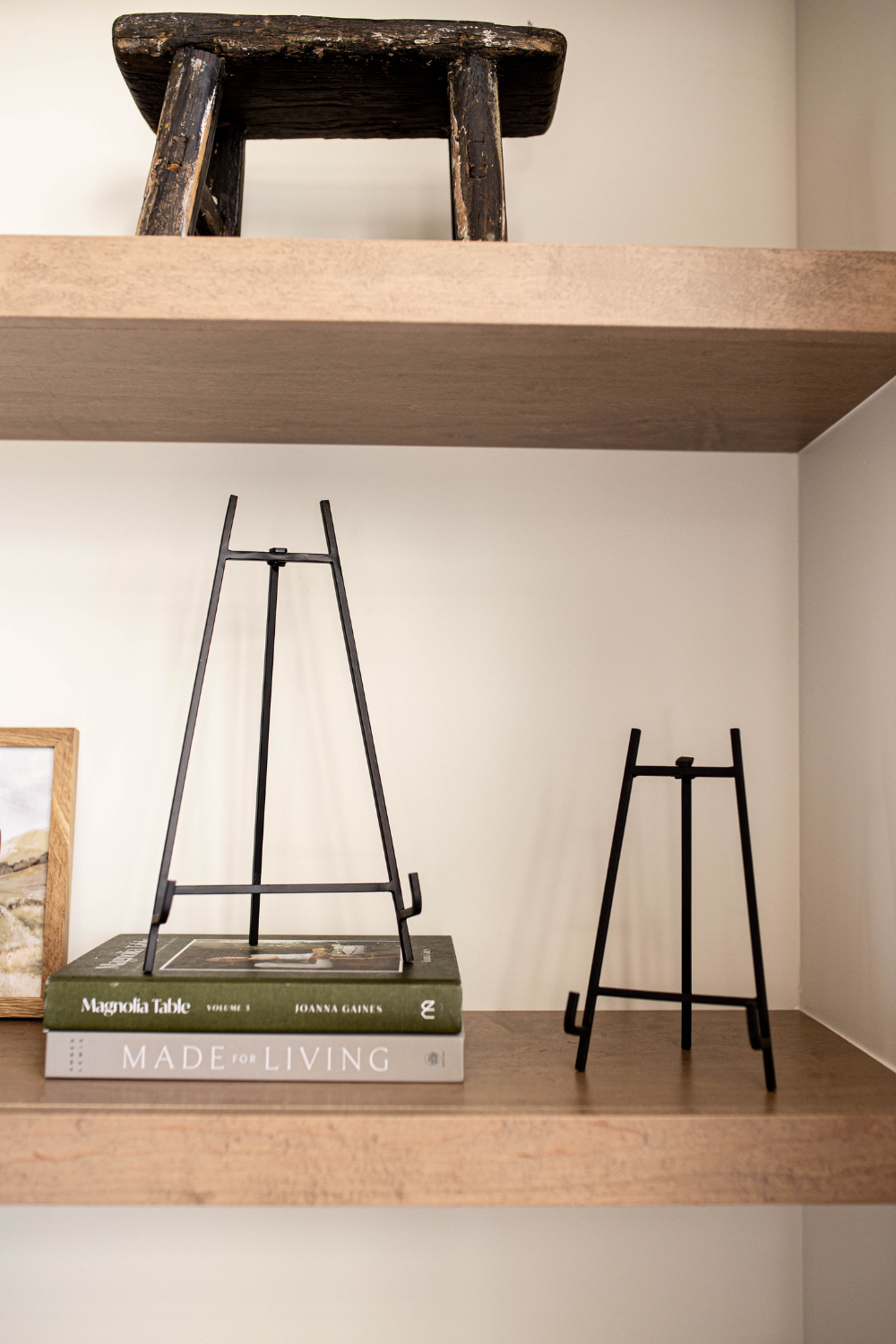 Art Photo Easel Black Iron Stand - Magnolia Lane co. Home + Garden + Gift