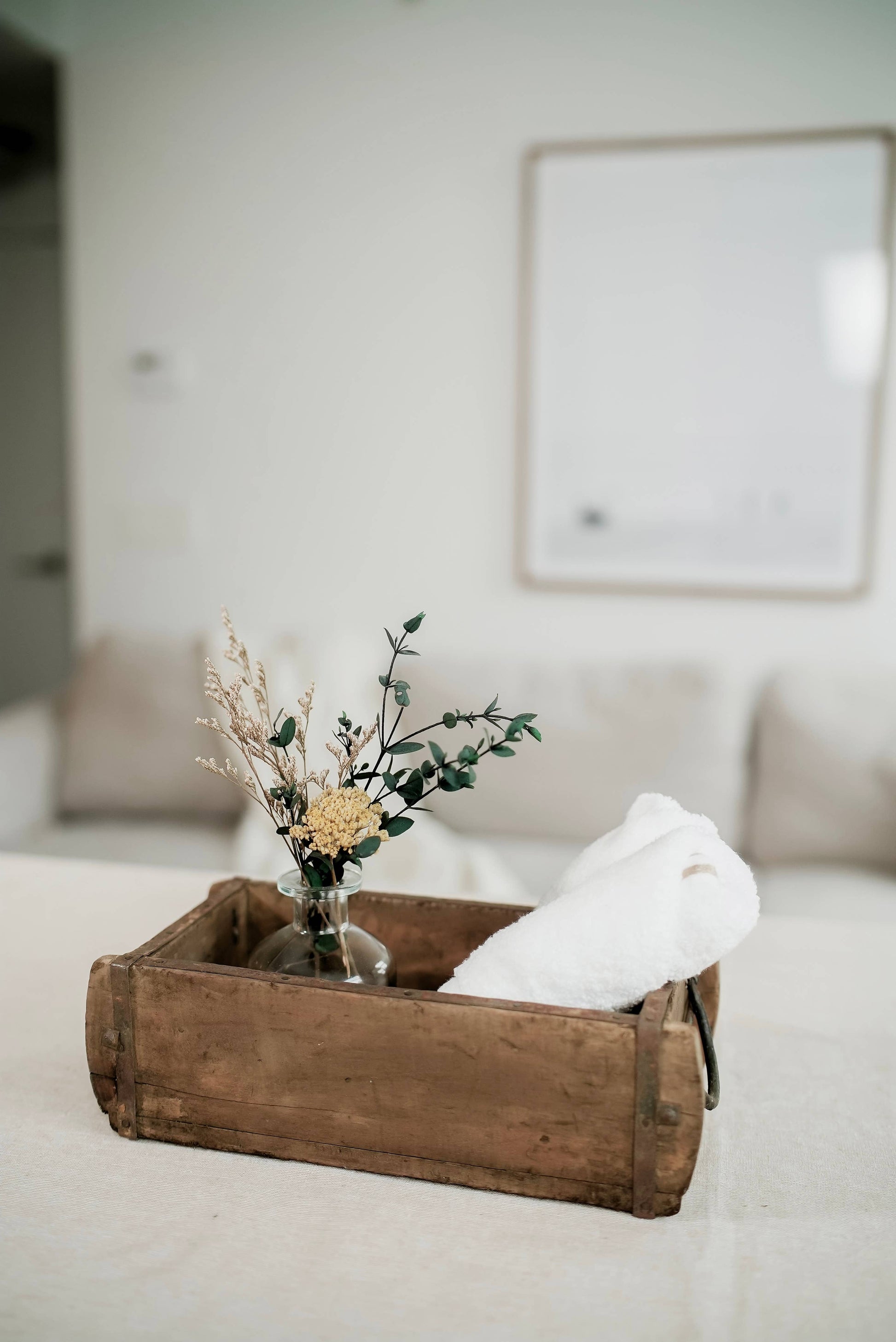 Vintage Wooden et Sacha - Magnolia Lane co. Home + Garden + Gift