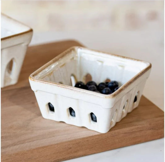 LATTE SPLATTER 5.4"W BERRY BASKET
