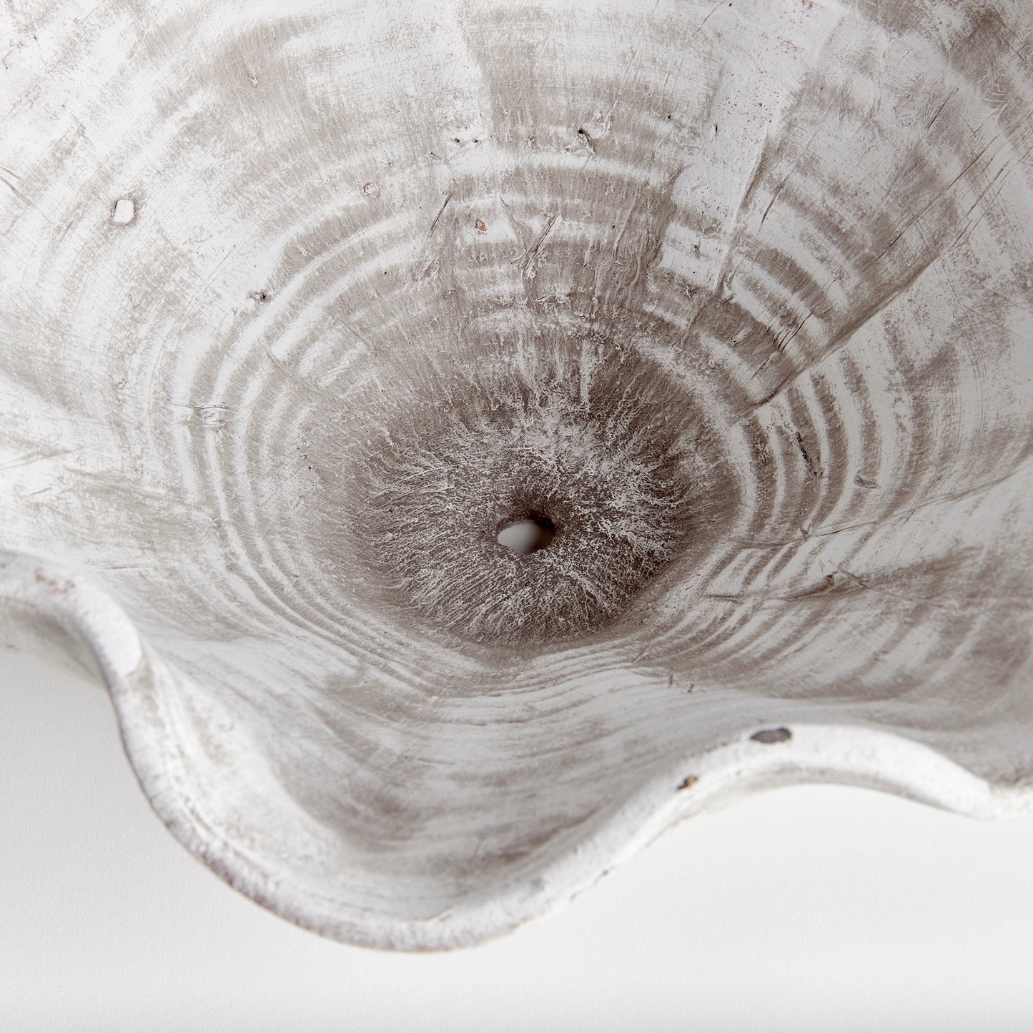 Wakefield Handmade Wiley Pot | 2 Sizes - Magnolia Lane co. Home + Garden + Gift
