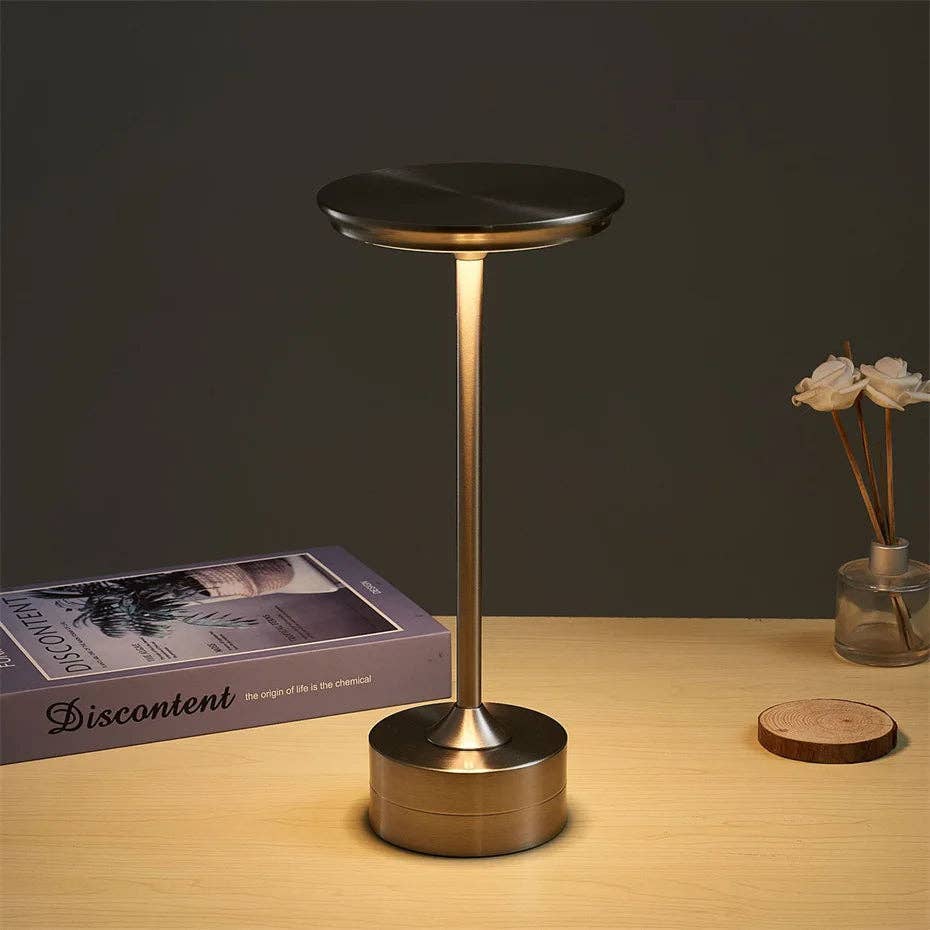 Metal Lamp - Magnolia Lane co. Home + Garden + Gift